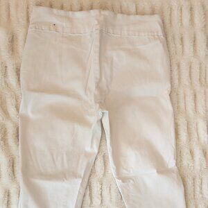 SOHO Apparel Ltd. Women (Size L/White) Capri Pants